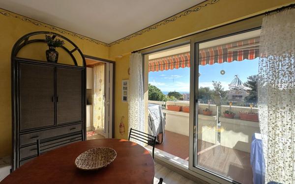 Appartement à vendre    1 pièce • 26,62 m2 Roquebrune-Cap-Martin