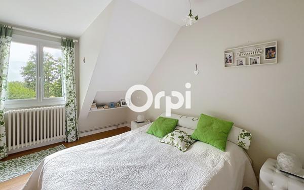 Maison à vendre    9 pièces •  Saint-Lyphard