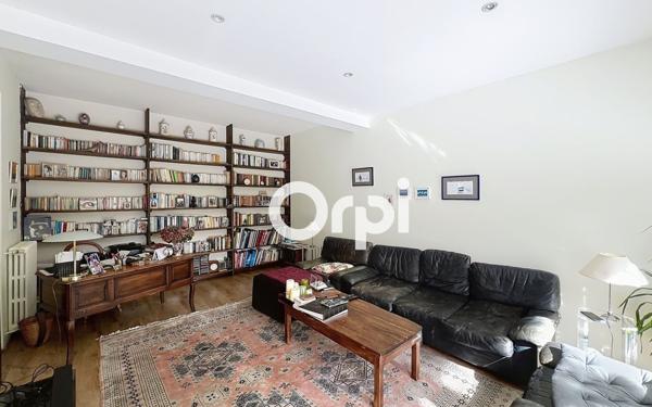 Maison à vendre    9 pièces •  Saint-Lyphard