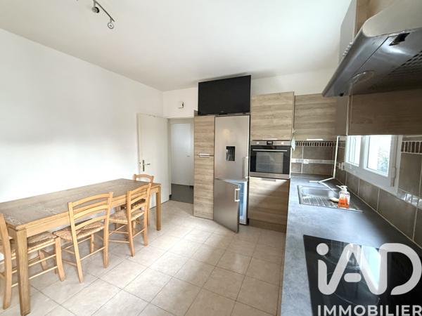 Immeuble à vendre 85 m² Quincy-sous-Sénart
