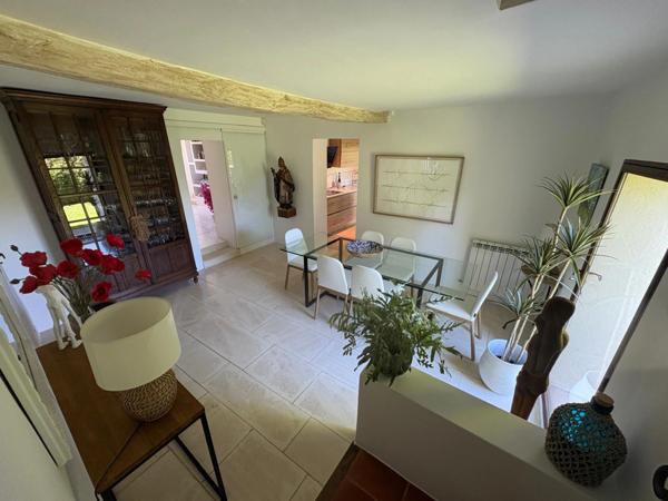 A vendre Aix-en-Provence Sud véritable mas à Trets proche Peynier vue Sainte Victoire au calme avec grand jardin paysagé