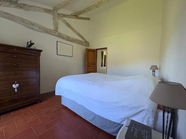 A vendre Aix-en-Provence Sud véritable mas à Trets proche Peynier vue Sainte Victoire au calme avec grand jardin paysagé