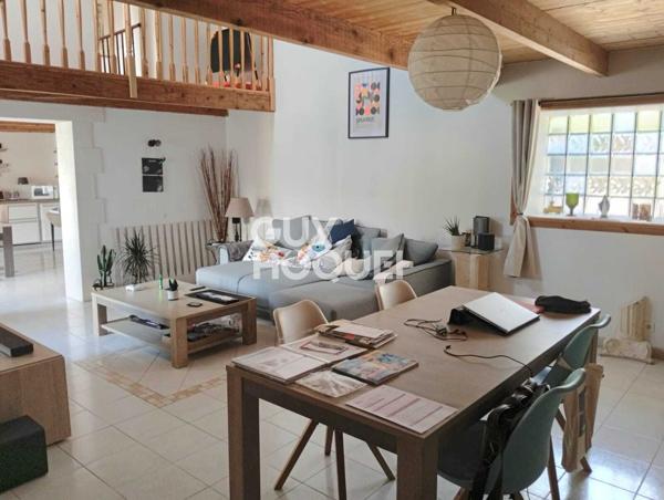 Maison Thaire 3 pièce(s)