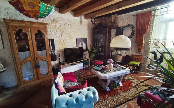 Maison à vendre    3 pièces • 122 m2 Barjac