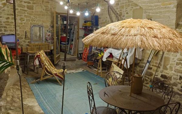 Maison à vendre    3 pièces • 122 m2 Barjac