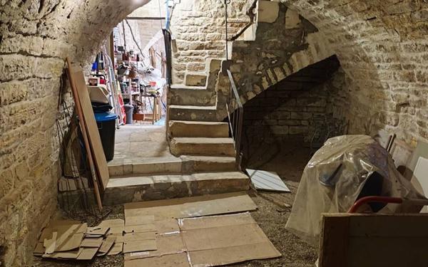 Maison à vendre    3 pièces • 122 m2 Barjac