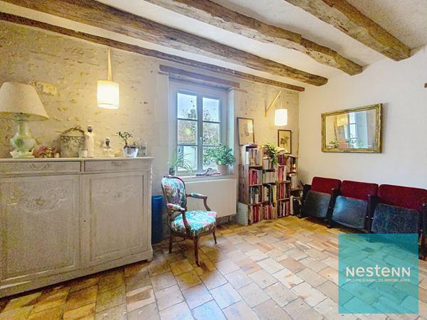 Propriété à vendre à Vallières les Grandes - 8 pièces, 5 chambres, 249.70 m²