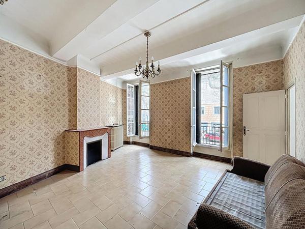 Immeuble investissement Manosque 240m2