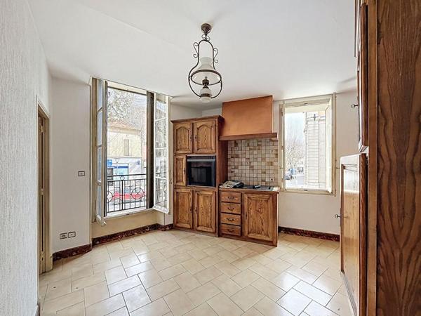 Immeuble investissement Manosque 240m2