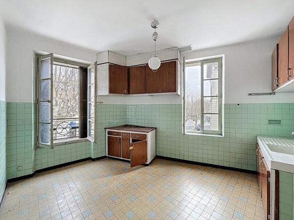 Immeuble investissement Manosque 240m2