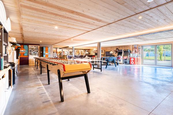 Maison d'exception avec volumes généreux- Plaine du Forez