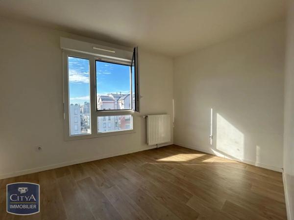 Appartement à louer 4 pièces 74.54m²