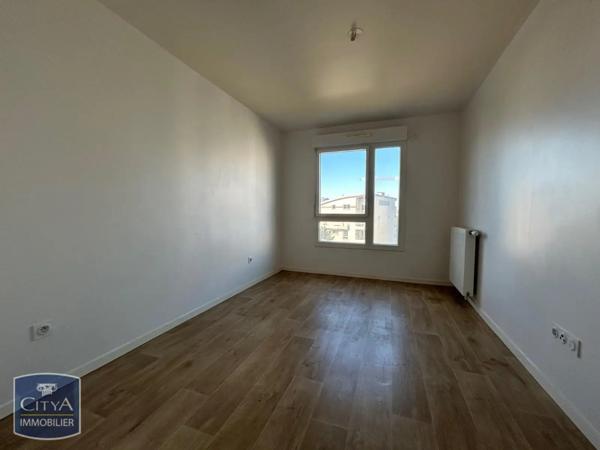 Appartement à louer 4 pièces 74.54m²