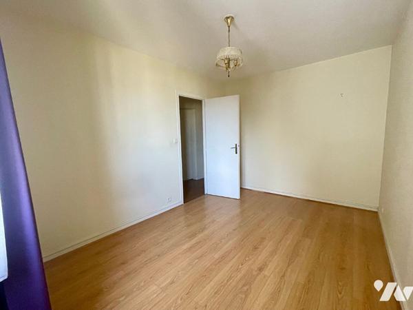 Appartement St Malo 4 pièce(s) 82 m2- asecensru etrasse et garage 