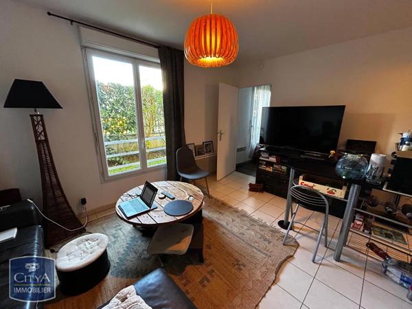 Appartement à louer 1 pièce 34.81m² Corbeil-Essonnes (91100)