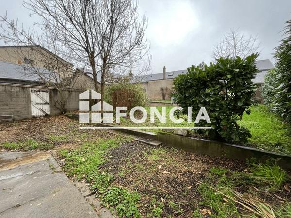 Location Maison 6 pièces 153.02 m² - 214 RUE DE LA REPUBLIQUE Chateau-renault 37110