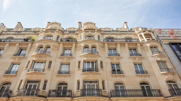Appartement Paris 17 e - RUE DE TOCQUEVILLE / MARCHÉ DE LÉVIS