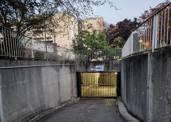 Place du parking - proche du marché