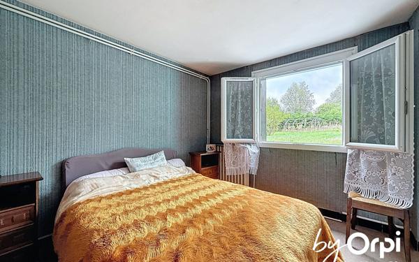 Maison à vendre    4 pièces •  Saint-Éloy-les-Mines