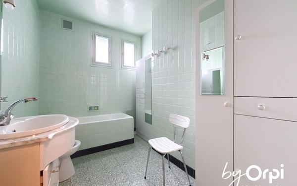 Maison à vendre    4 pièces •  Saint-Éloy-les-Mines