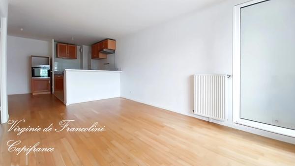 Bas de Montreuil-5mn métro Croix de chavaux L9-A vendre appartement 2 p-2ème étage-calme-Lumineux-Immeuble 2015