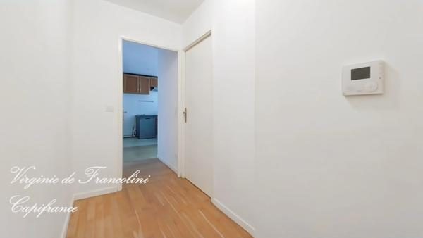Bas de Montreuil-5mn métro Croix de chavaux L9-A vendre appartement 2 p-2ème étage-calme-Lumineux-Immeuble 2015