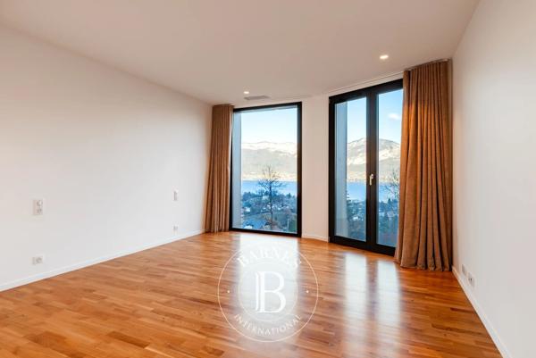 Sevrier, Villa 5 Chambres -  330 m² à vendre