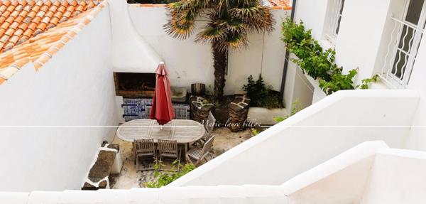 Maison à vendre 5 pièces L'ILE D'YEU (85)Maison près du port de port joinville - Maison avec son patio et sa terrasse