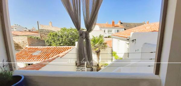 Maison à vendre 5 pièces L'ILE D'YEU (85)Maison près du port de port joinville - Maison avec son patio et sa terrasse