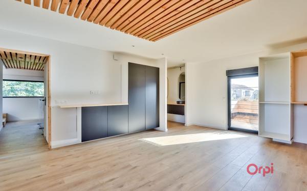 Maison à vendre    5 pièces • 166 m2 Craponne