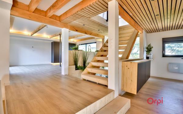 Maison à vendre    5 pièces • 166 m2 Craponne