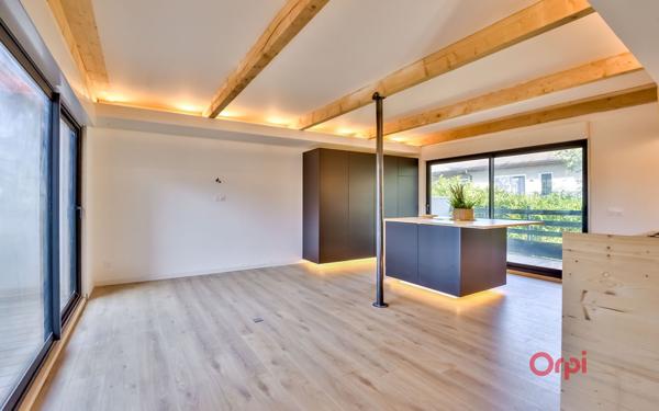 Maison à vendre    5 pièces • 166 m2 Craponne