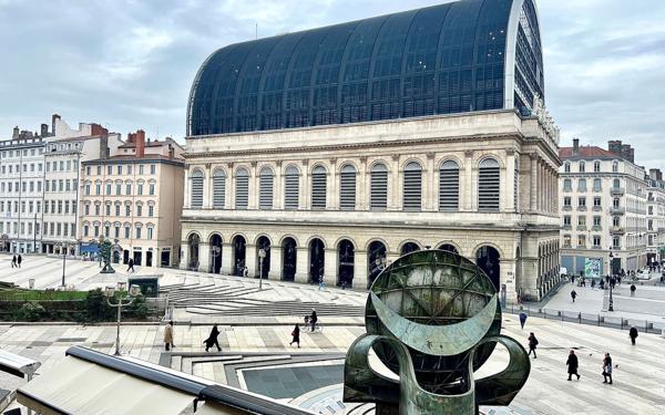 Appartement à vendre    2 pièces • 38,20 m2 Lyon 1