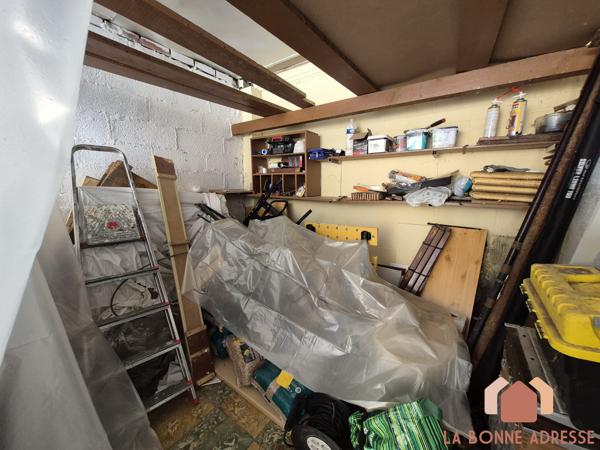 Flamande à conforter avec garage