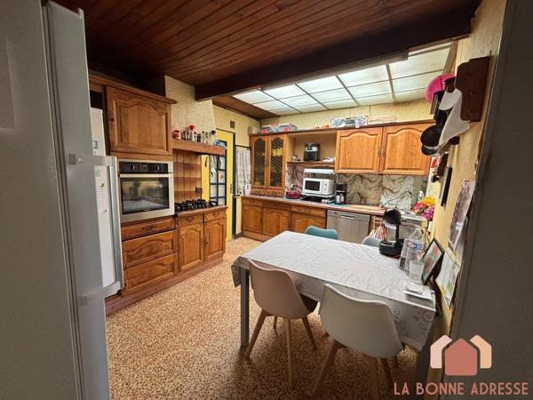 Flamande à conforter avec garage