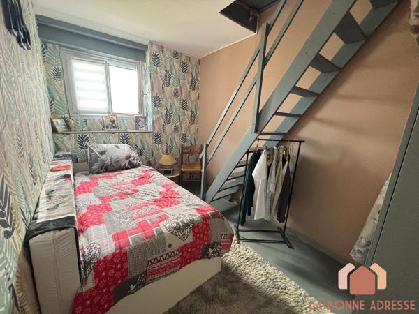 Flamande à conforter avec garage