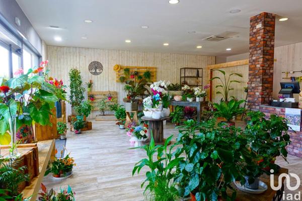 Commercial for sale 121 m² Le Cannet-des-Maures