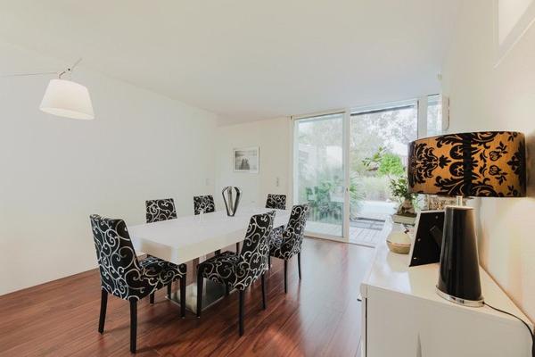 Maison d'architecte, type 06, 200 m2 hab, secteur résidentiel