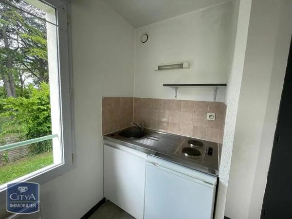 Appartement à louer 1 pièce 19.1m² Poitiers (86000)