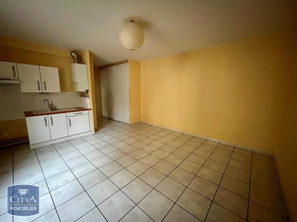 Appartement à louer 2 pièces 45.03m² Châtel-Guyon (63140)