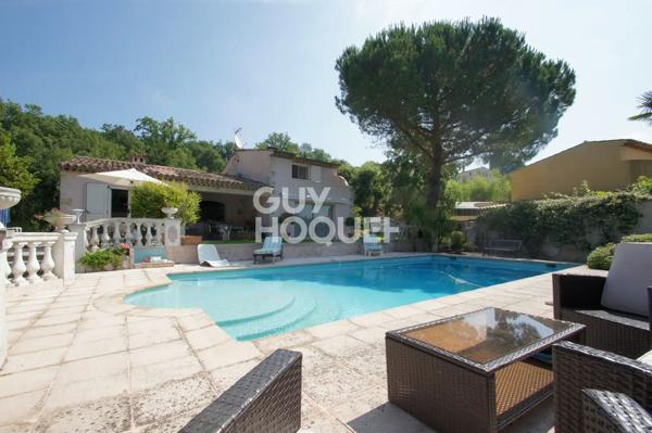 VENCE Villa familiale avec piscine Vence 201 m² sur 3000 m² de terrain arboré