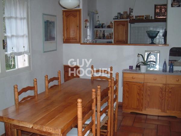 VENCE Villa familiale avec piscine Vence 201 m² sur 3000 m² de terrain arboré