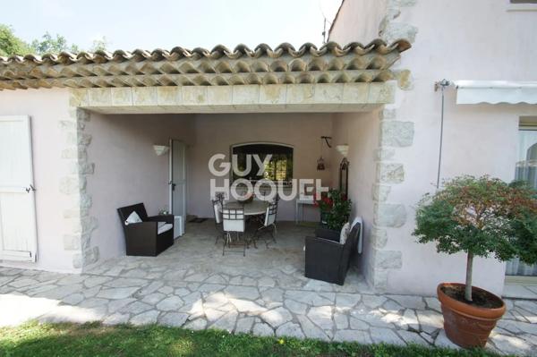 VENCE Villa familiale avec piscine Vence 201 m² sur 3000 m² de terrain arboré