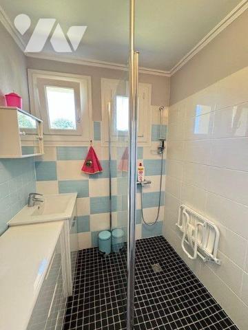 À vendre maison MOELAN SUR MER (29) 

En direction du port pittoresque du BELON, charmante ma...