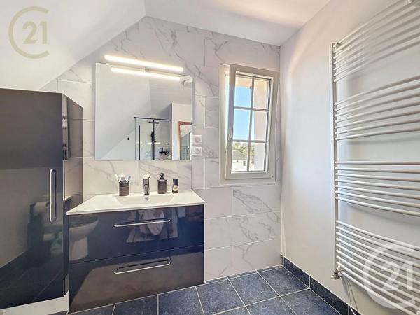 Maison à vendre  4 pièces - 150 m 2   MONTPON MENESTEROL  - 24