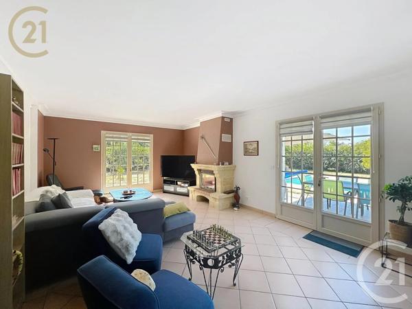 Maison à vendre  4 pièces - 150 m 2   MONTPON MENESTEROL  - 24