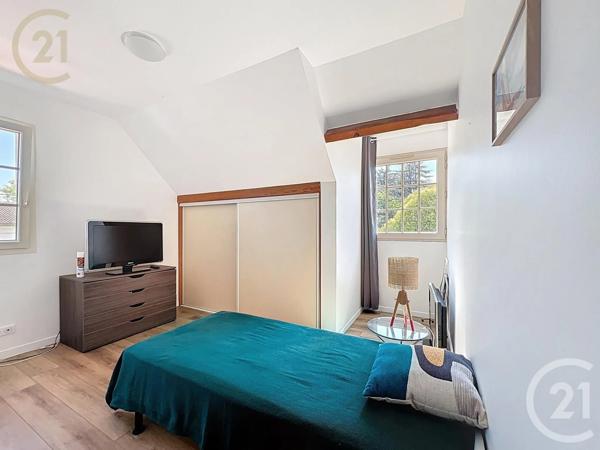 Maison à vendre  4 pièces - 150 m 2   MONTPON MENESTEROL  - 24