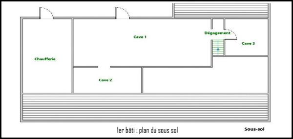 Immeuble à vendre LA CHARTRE SUR LE LOIR (72)-bâtis de 519m²- jardin- écurie- bord de Loir