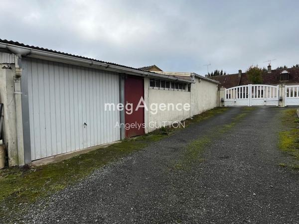 Maison à Beaumont-sur-Sarthe, 72170 - 5 pièces 96m²