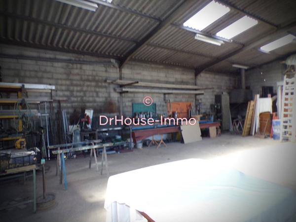 Immeuble à vendre 15 pièces de 220 m²